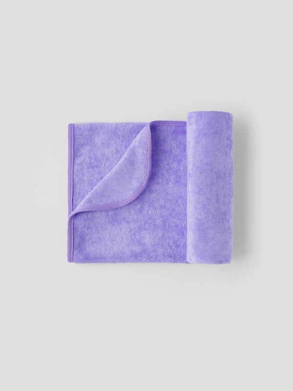 Newborn Bathing Towel – Lightweight, Extra-Absorbent, and Skin-Safe Cotton Towel for Babies(color and design may vary depending on availability)